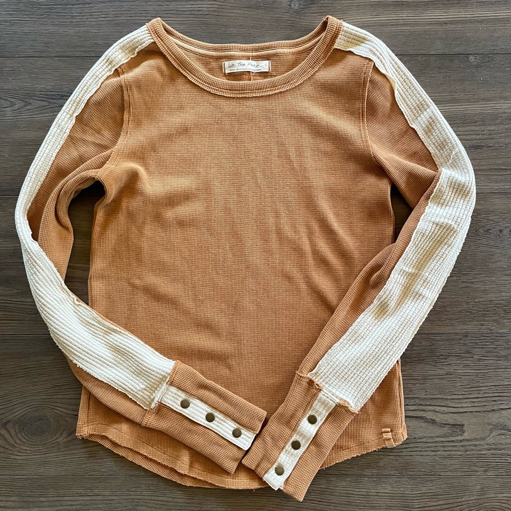 FREE GIFT W/ PURCHASE We the free long sleeve size small